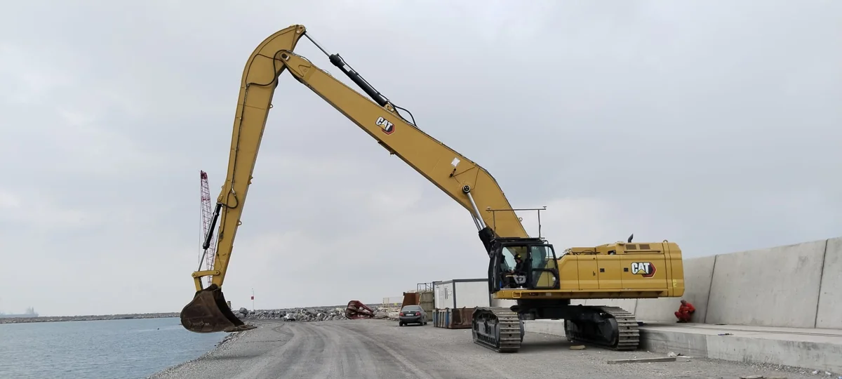 Kordil EPS için kıyıda çalışan uzun erişimli CAT ekskavatör