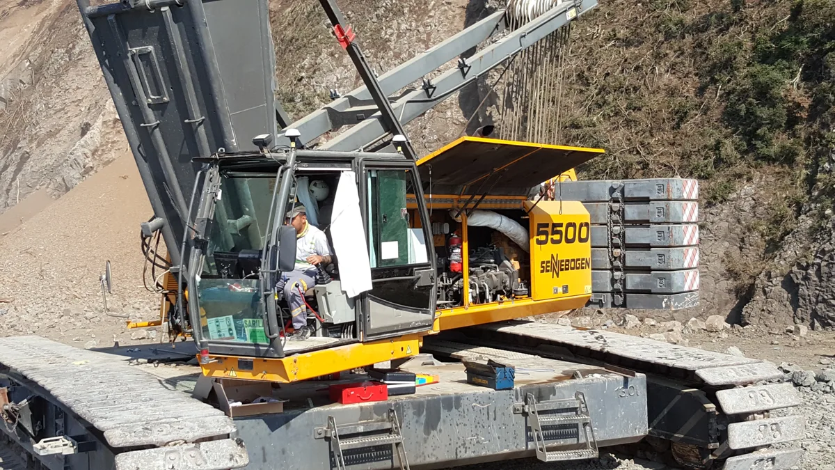 Paletli vinç kabini ve konumlandırma ekipmanı kurulumu