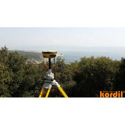 Surveyor and geodetic instrument during field measurements