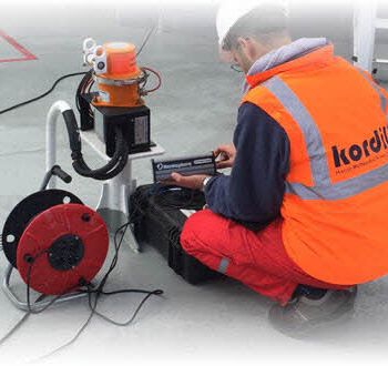 Ground-penetrating radar survey equipment